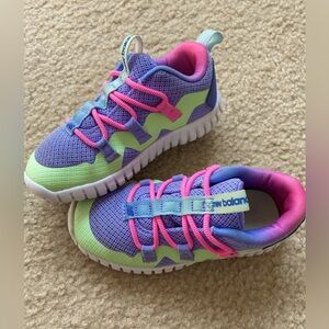 New Balance Playgruv Girls Sneakers purple, green, pink, Size 9c slip on sneaker